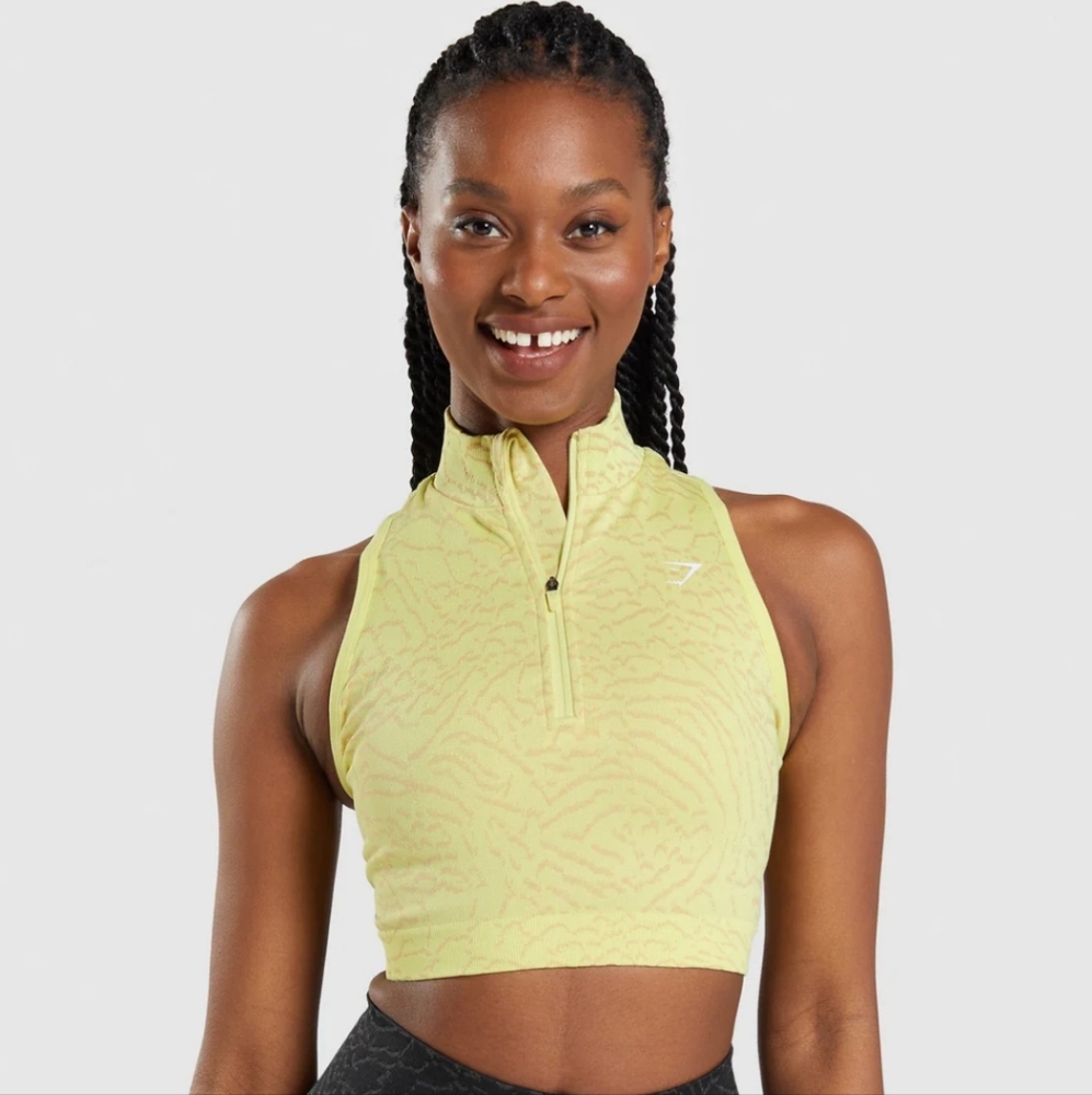 ✨️Gymshark Adapt Animal Print Yellow Crop Top/ Size: Medium